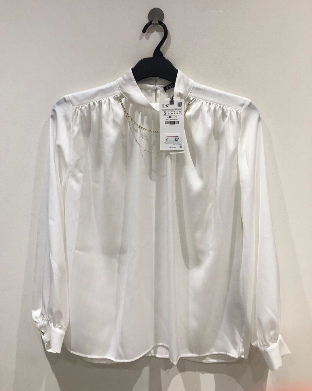 Zara white satin blouse fabric label 100% polyester